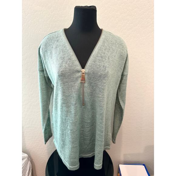 SOFT SURROUNDINGS | Half Zip Green Cozy Lightweight Pullover Top | Medium - Picture 2 of 6